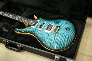Studio_CustomColor.jpg