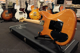 Valley Arts Custom Pro USA Flame Maple Bent Top