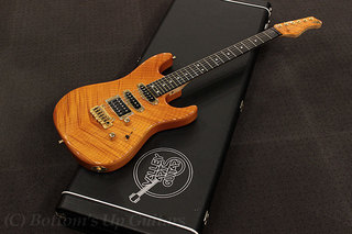 Valley Arts Custom Pro USA Flame Maple Bent Top